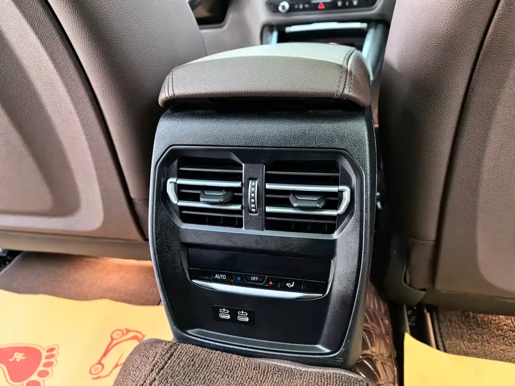 BMW i3 2022 — фото 18