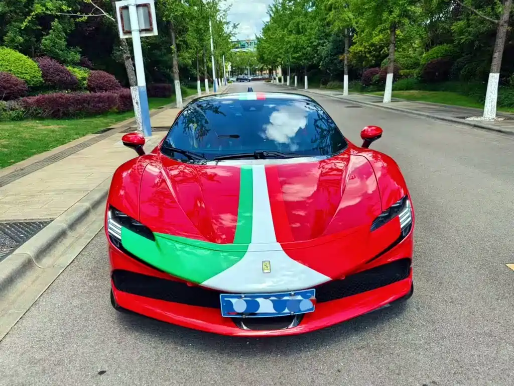 Ferrari SF90 2021