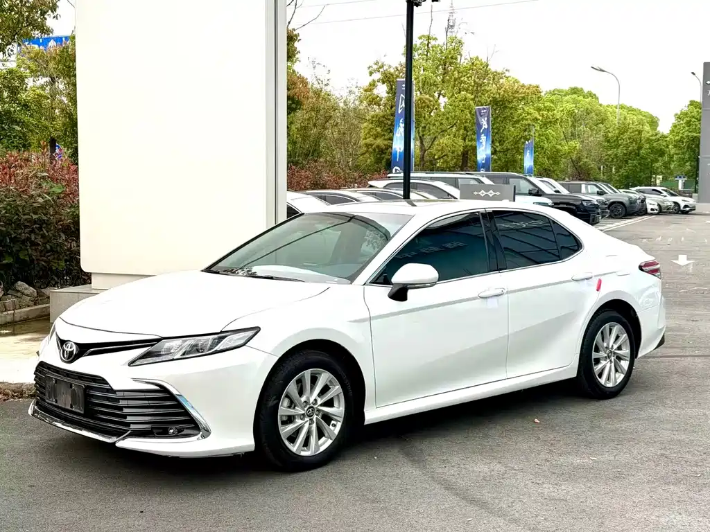Toyota Camry 2023