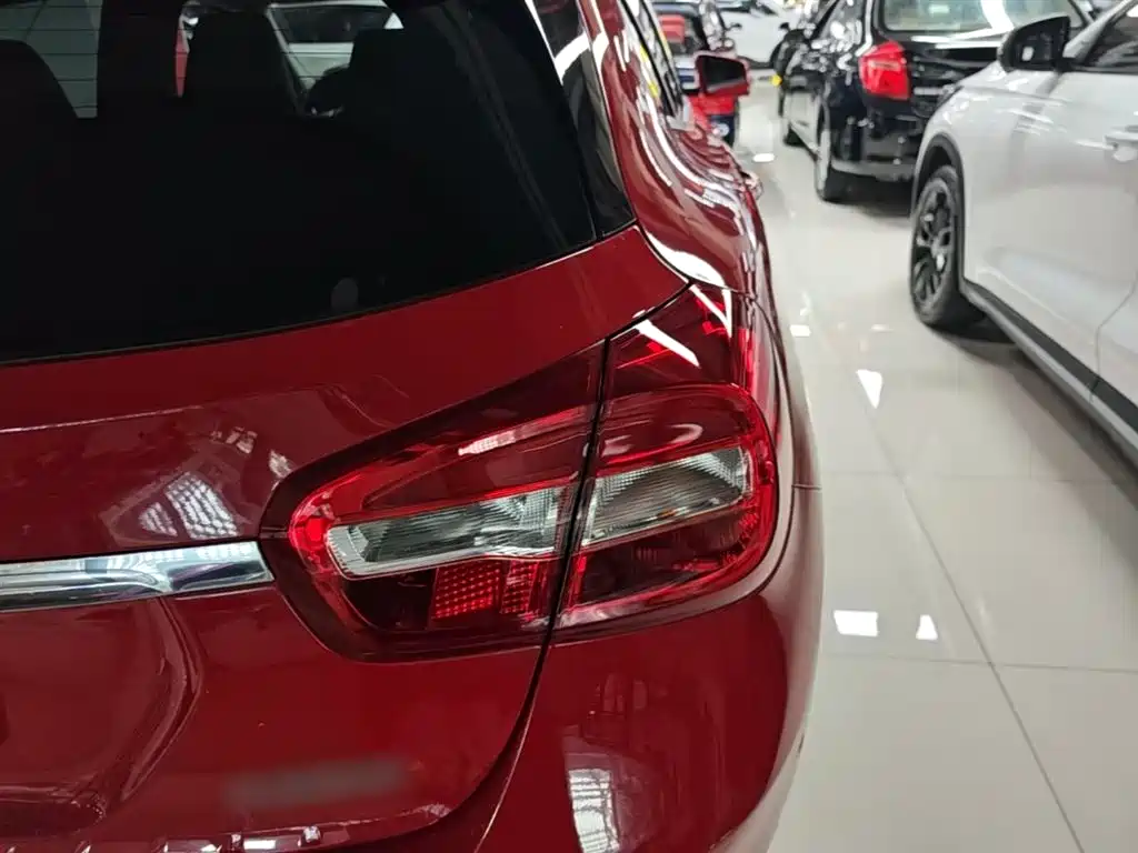 Mercedes-Benz GLA 2016 — фото 8