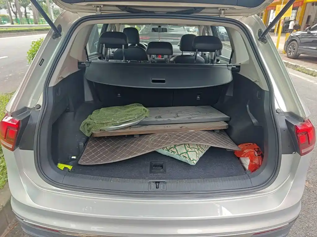 Volkswagen Tiguan L 2018 — фото 19