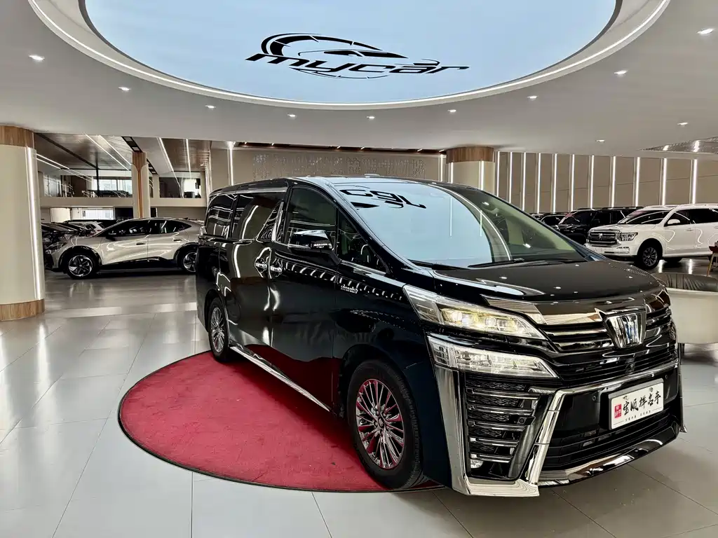 Toyota Vellfire 2023 — фото 4