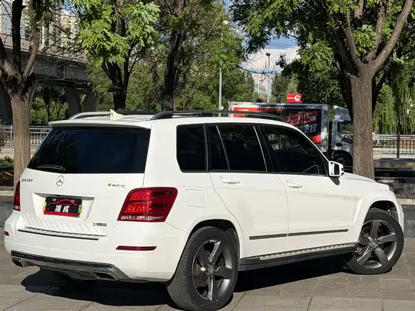 Mercedes-Benz GLK-Class 2015
