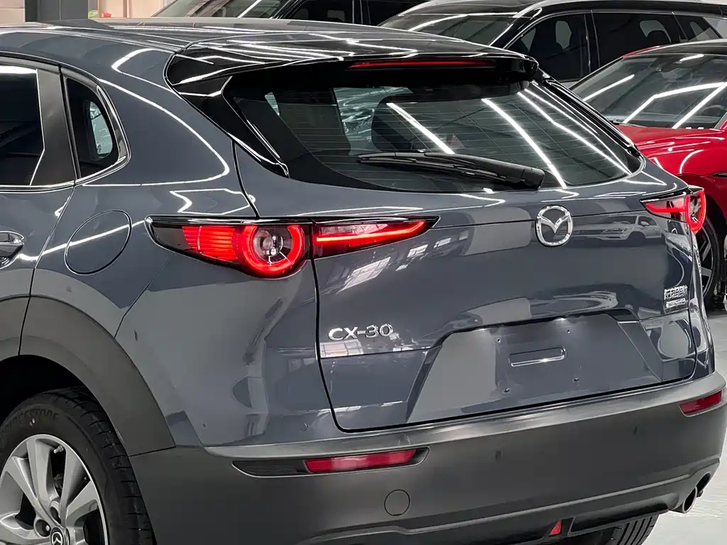 Mazda CX-30 2021 — фото 35
