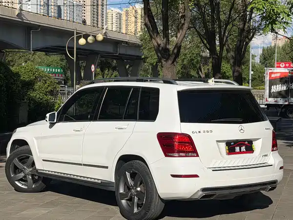 Mercedes-Benz GLK-Class 2015
