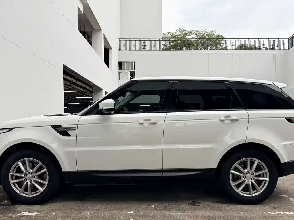 Land Rover Sport 2018 — фото 12