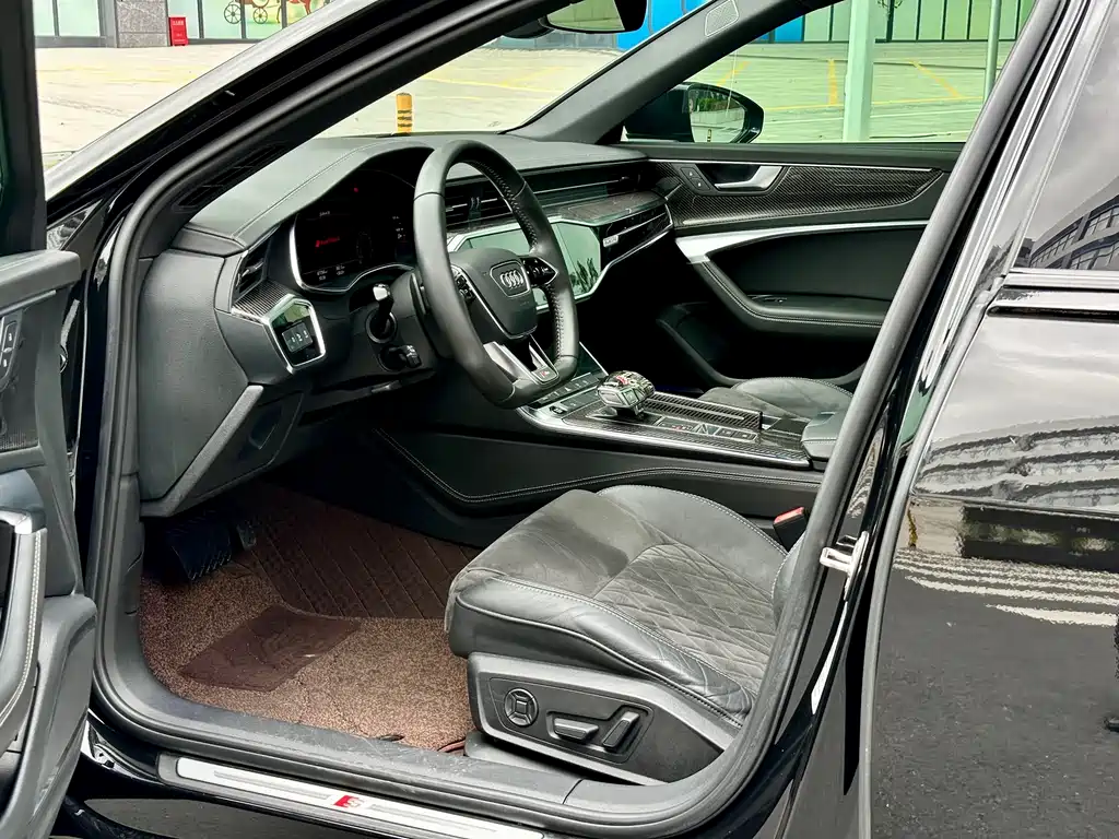 Audi A6L 2021