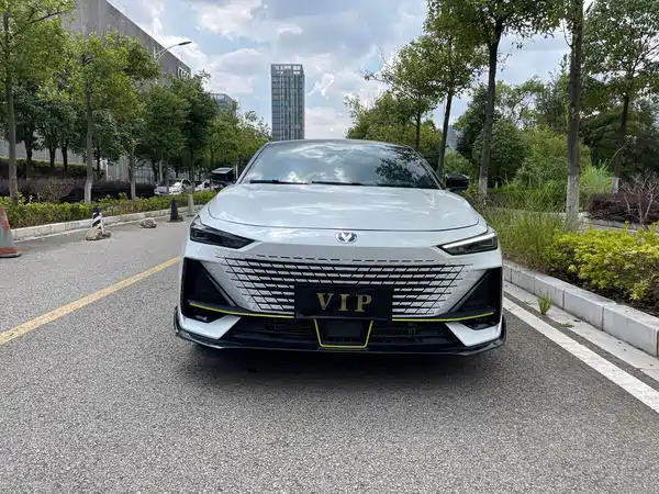 Changan UNI-V 2022