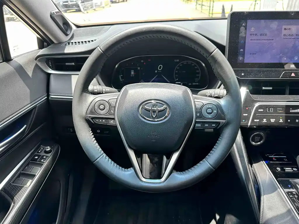 Toyota Venza 2024 — фото 14