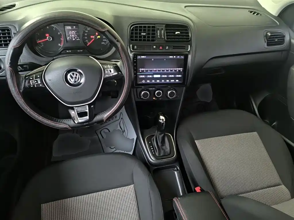 Volkswagen Polo 2019 — фото 10