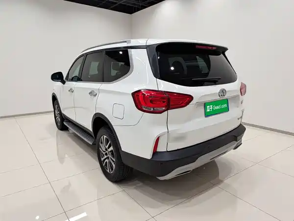 Maxus D90 2017