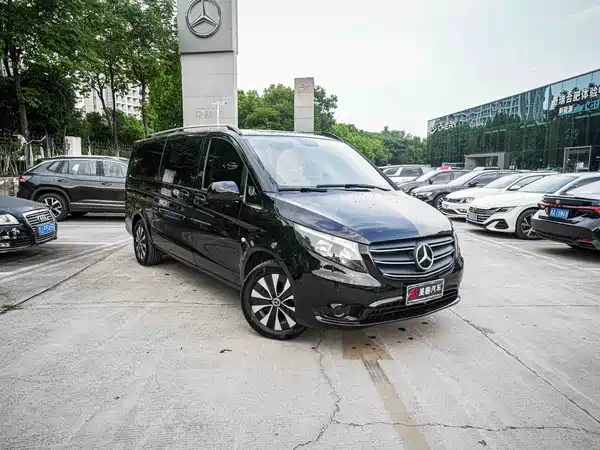 Mercedes-Benz Vito 2023