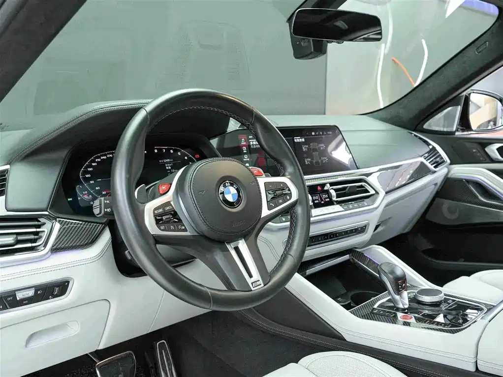 BMW X6 M 2022 — фото 7
