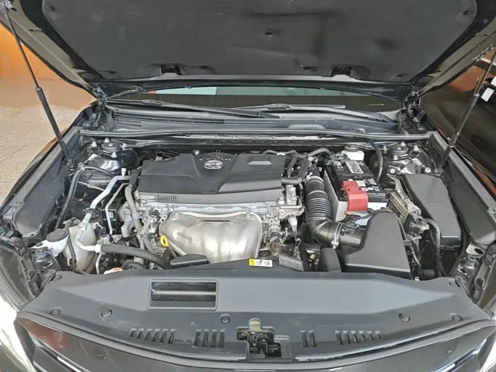 Toyota Camry 2018 — фото 20