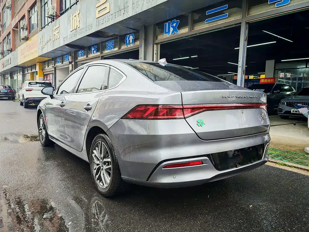 BYD Qin PLUS 2023 — фото 11