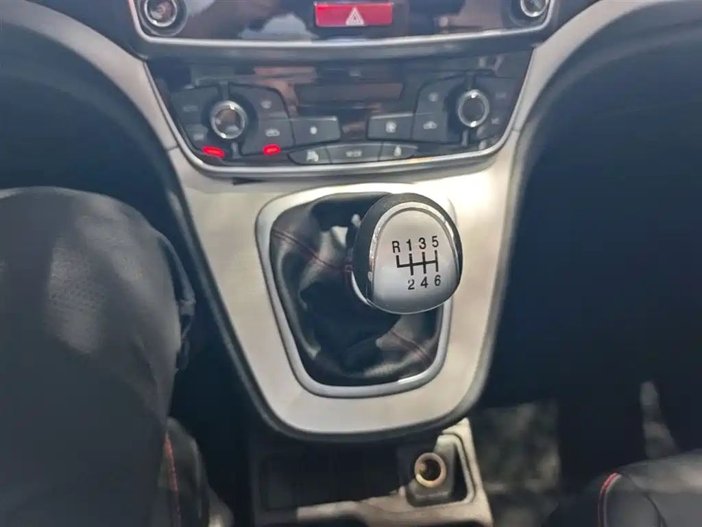 Haval M6 2019 — фото 14