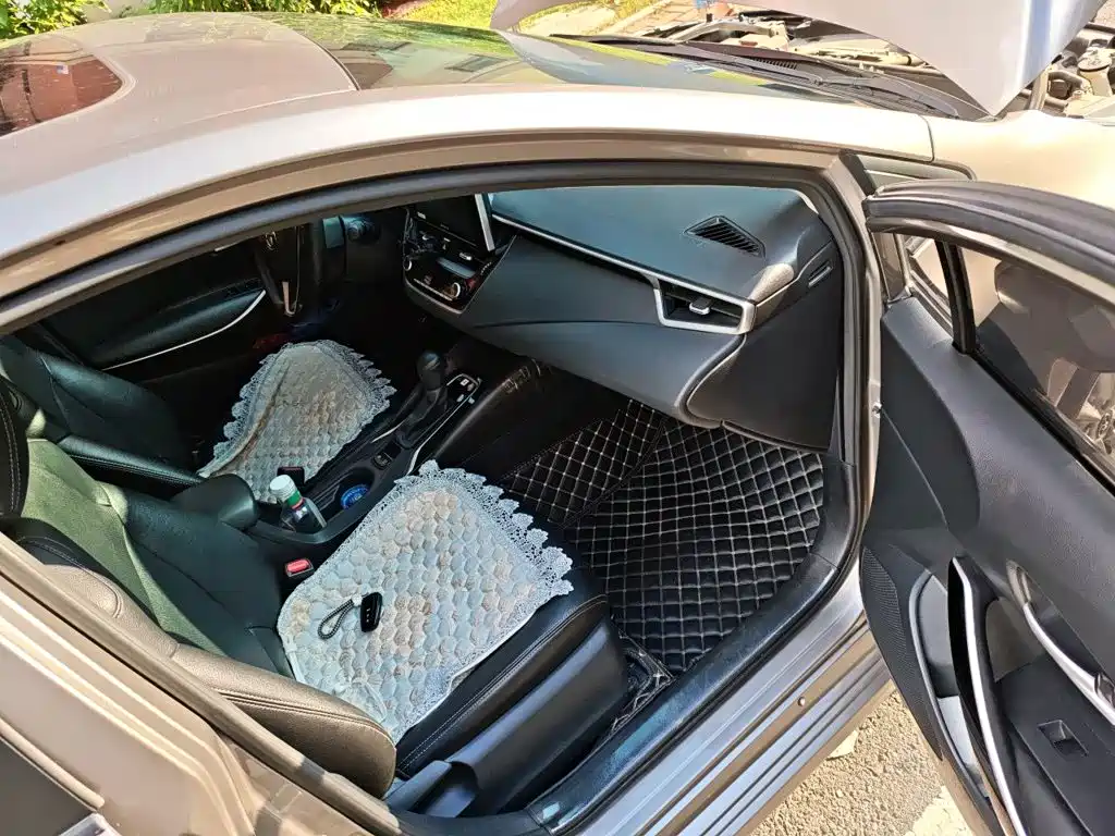 Toyota Corolla 2019 — фото 19