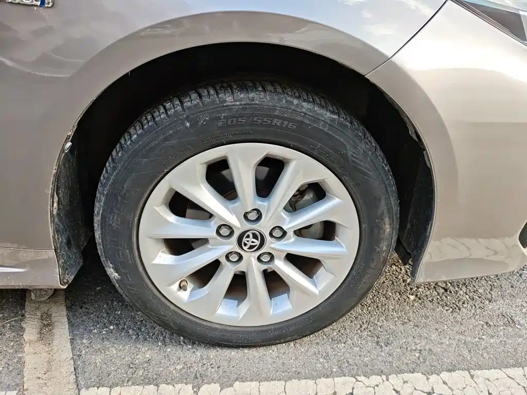 Toyota Corolla 2019 — фото 24