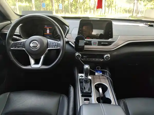 Nissan Teana 2022