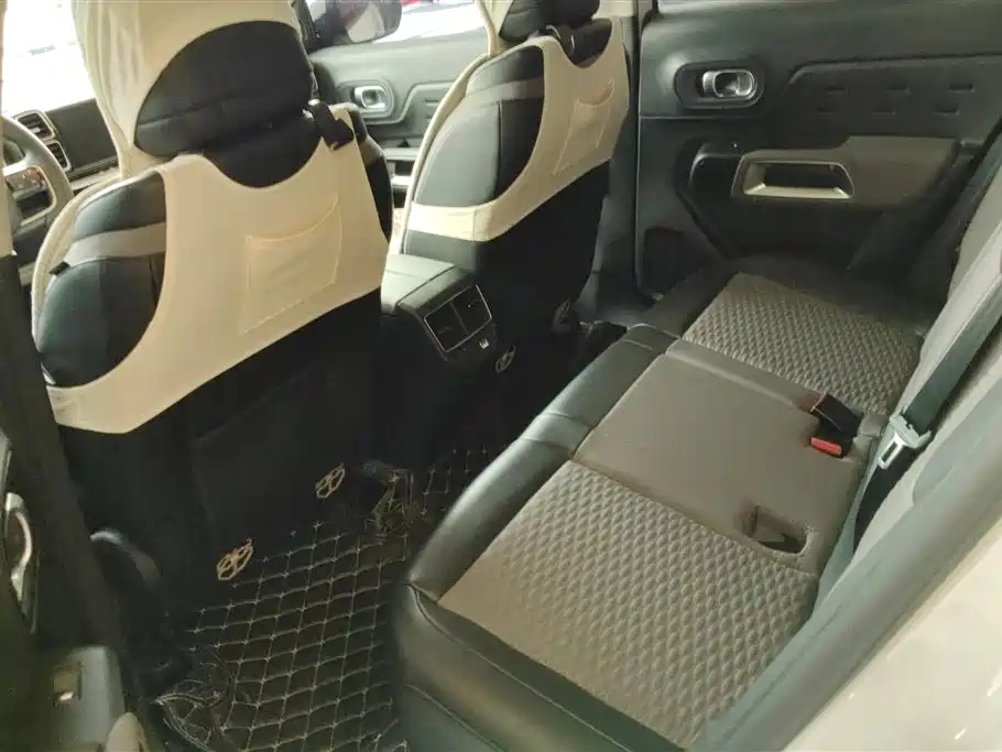 Citroen C5 AIRCROSS 2018 — фото 11