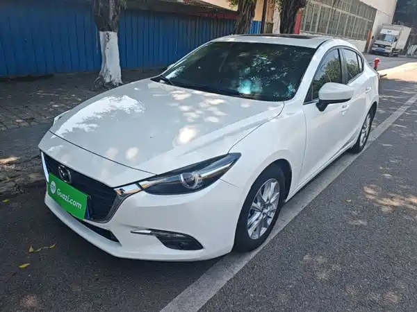 Mazda 3 Axela 2019