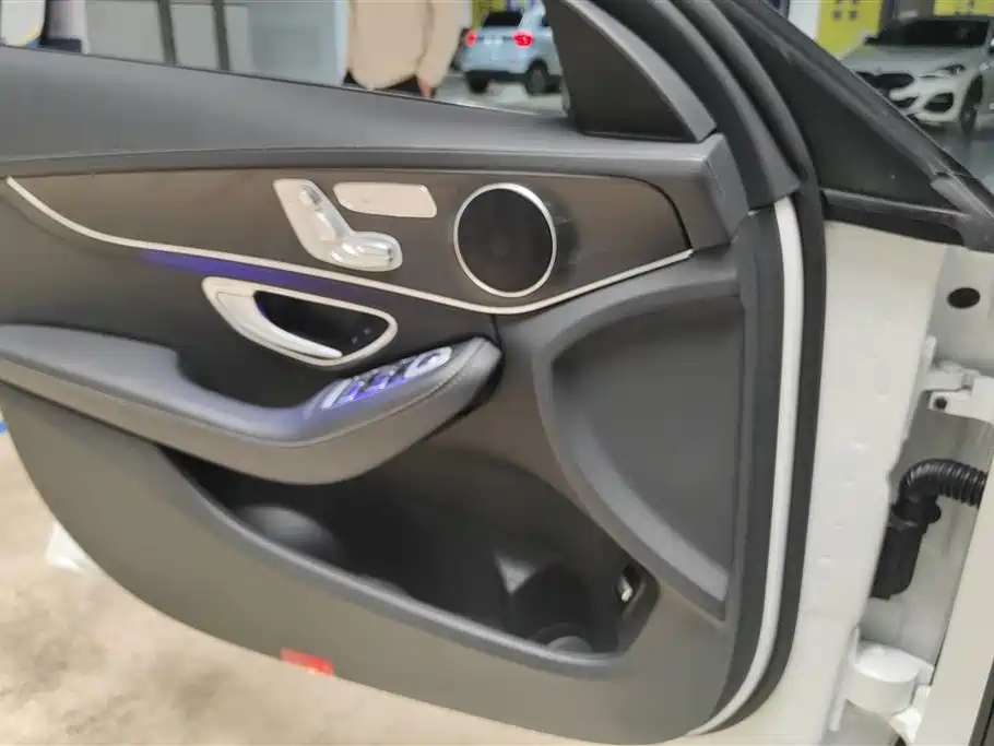 Mercedes-Benz C-Class 2019