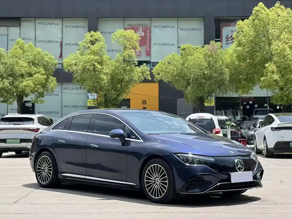 Mercedes-Benz EQE 2024