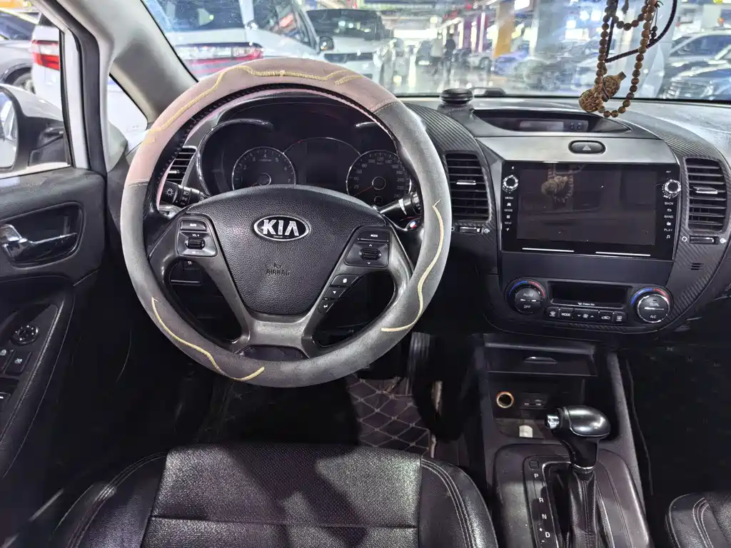 Kia K3 2013