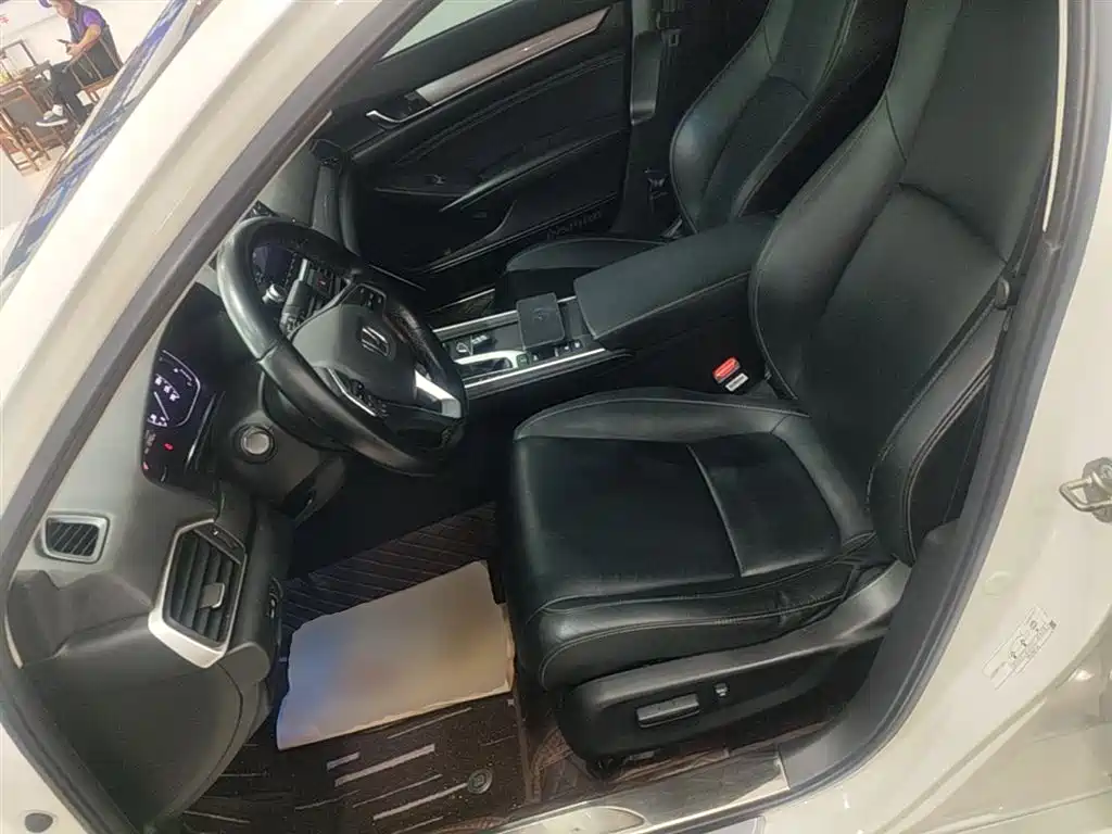 Honda Inspire 2020 — фото 15