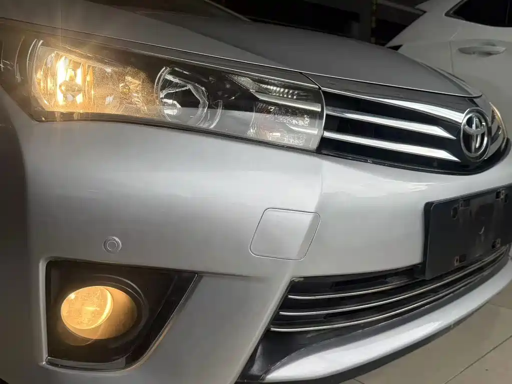 Toyota Corolla 2014 — фото 16