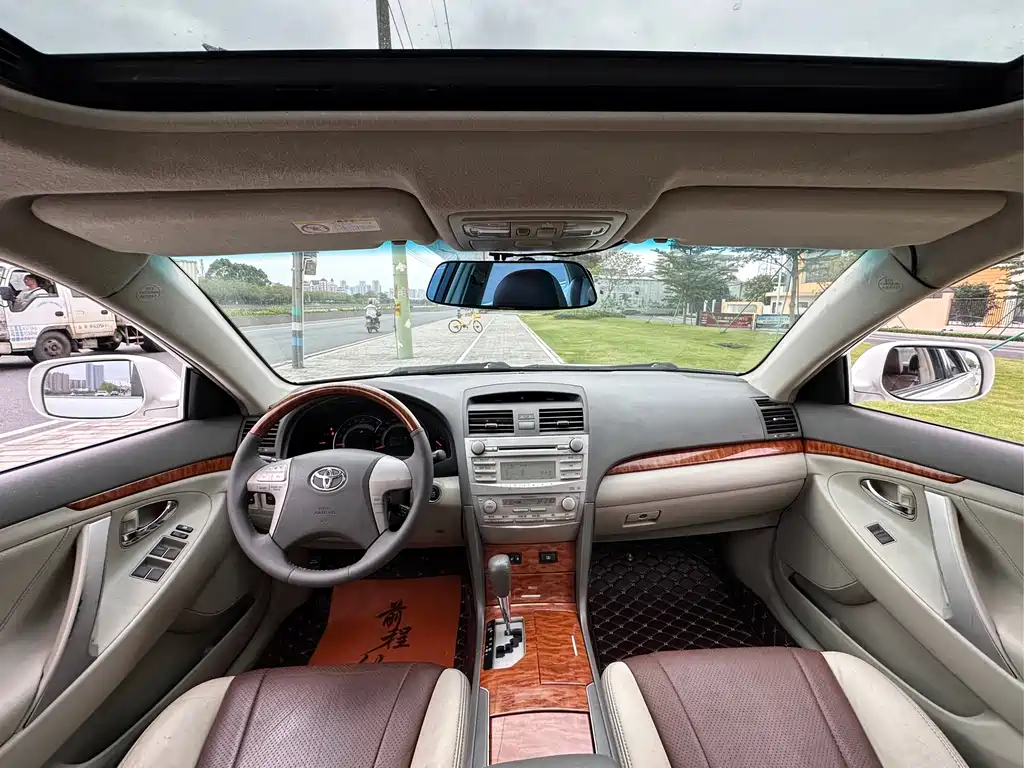 Toyota Camry 2007 — фото 18