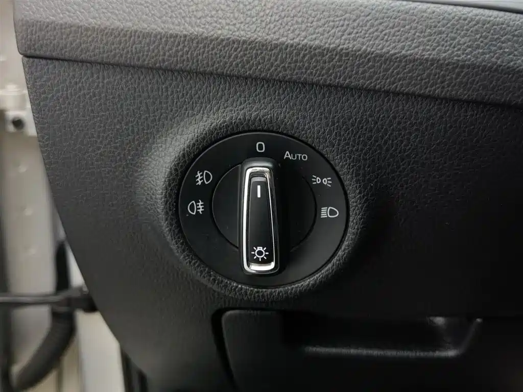 Skoda Speedy 2021 — фото 21