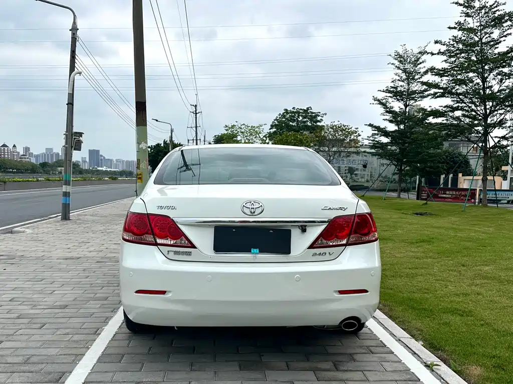 Toyota Camry 2007 — фото 26