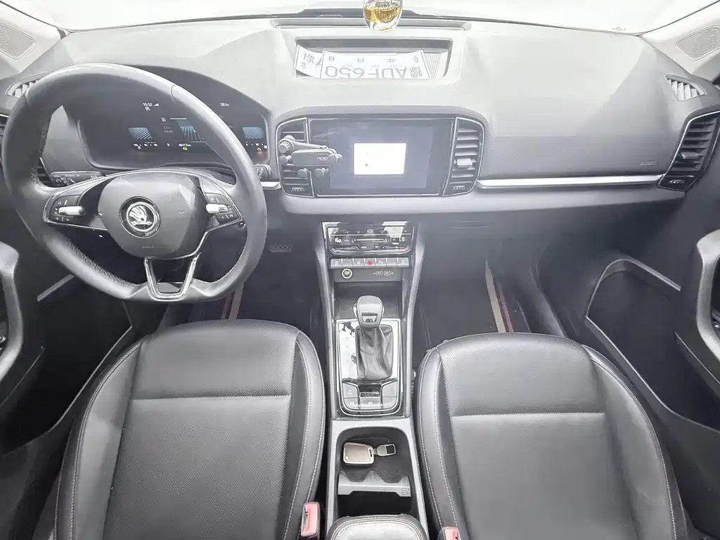 Skoda Karoq 2023 — фото 12