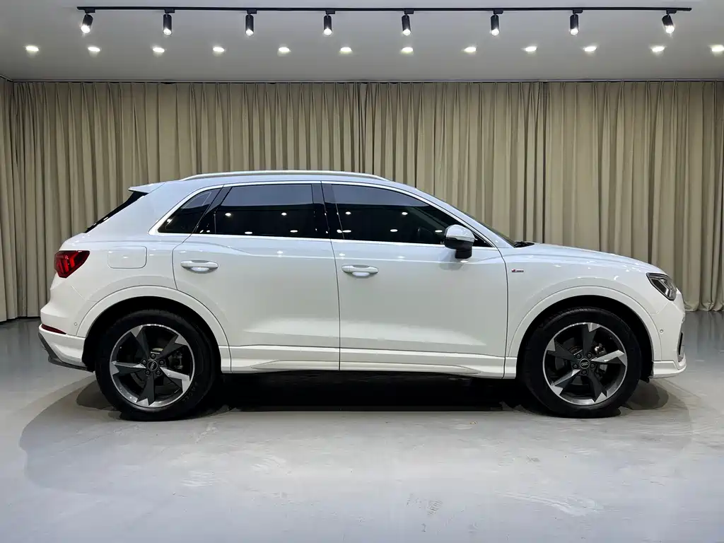Audi Q3 2023