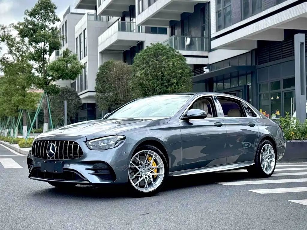 Mercedes-Benz E-Class 2021