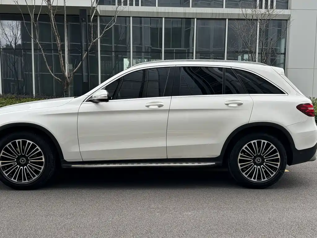 Mercedes-Benz GLC 2018 — фото 6