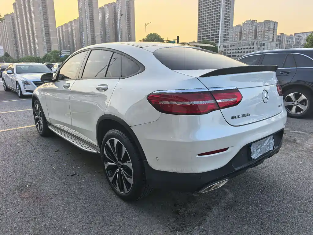Mercedes-Benz GLC Coupe 2017 — фото 15