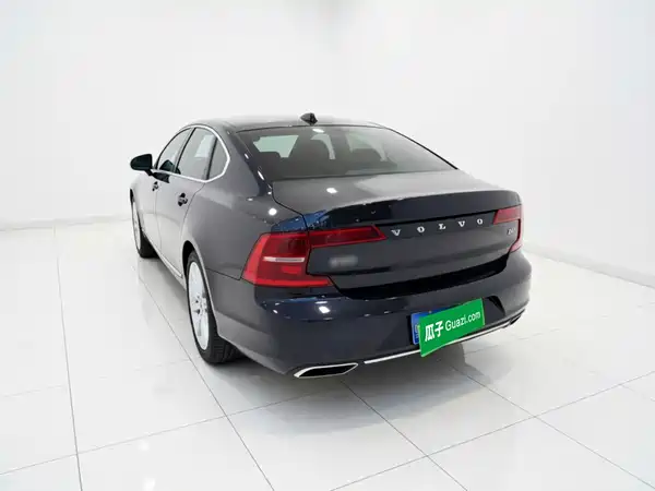 Volvo S90 2017