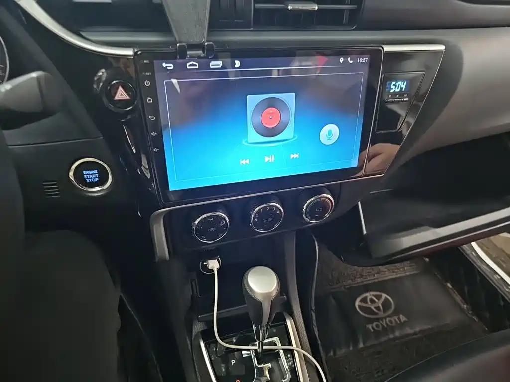 Toyota Corolla 2019 — фото 14