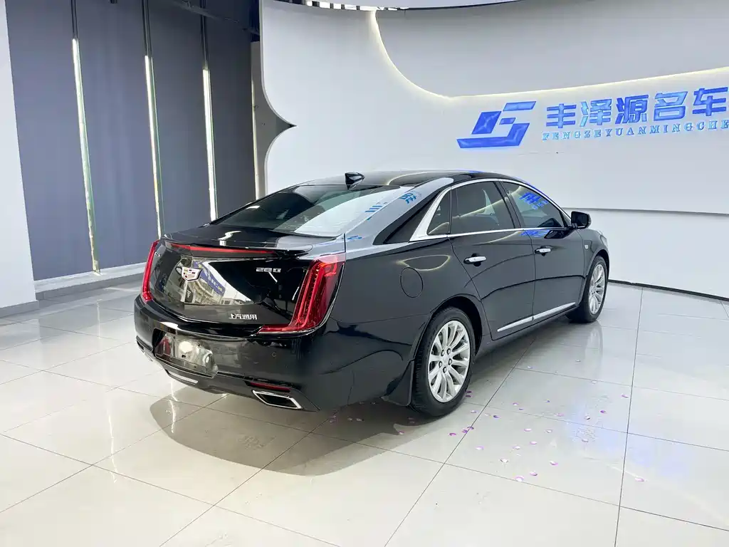 Cadillac XTS 2018 — фото 4
