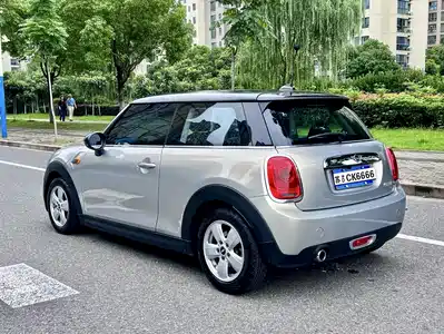 MINI MINI 2015