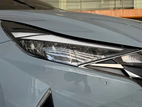 Hyundai Elantra 2022