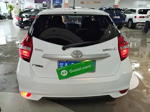 Toyota Yaris L 2019