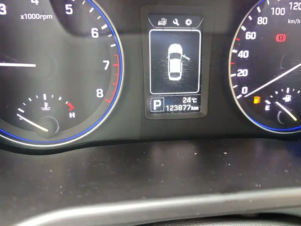 Hyundai Mistra 2015 — фото 8