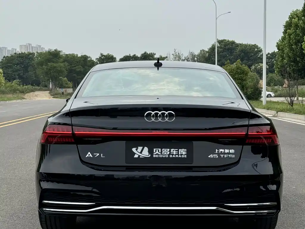 Audi A7L 2024 — фото 6