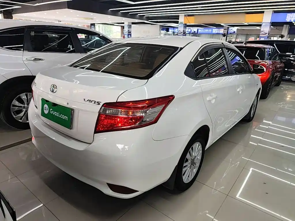 Toyota Vios 2015