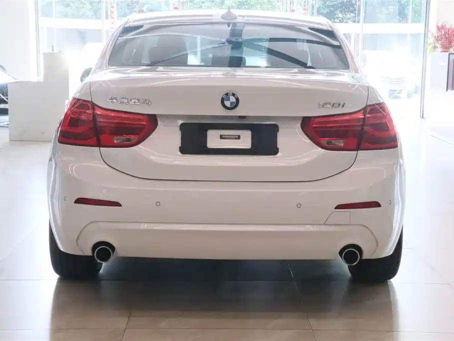 BMW 1 Series 2019