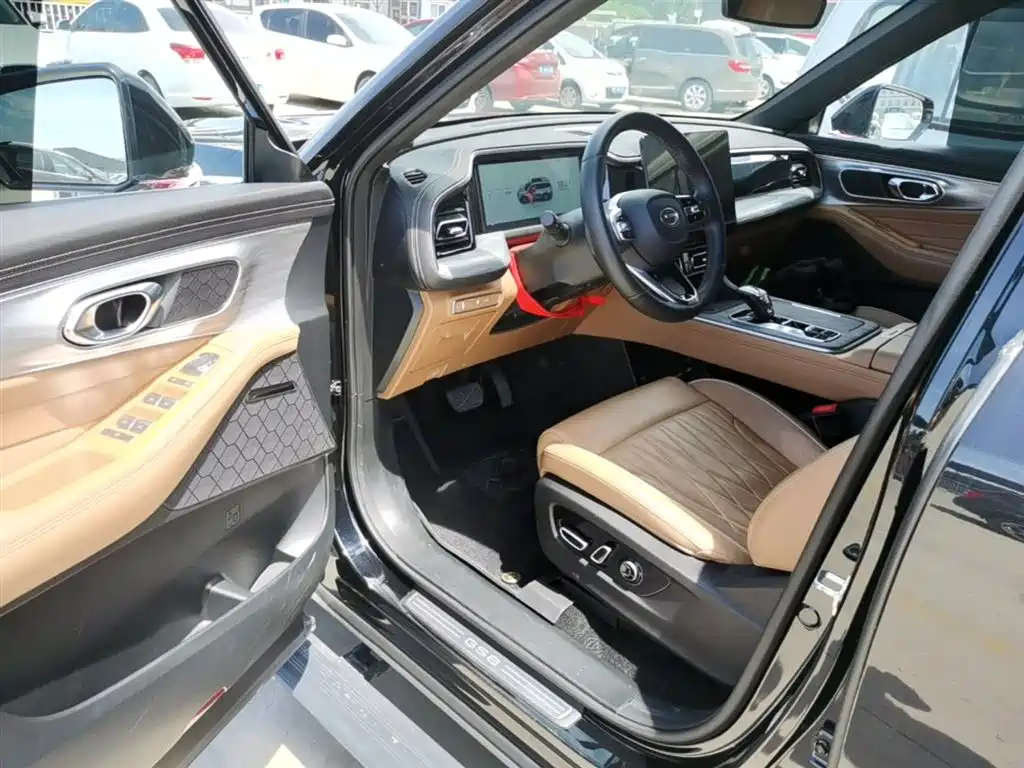 GAC Motor Trumpchi GS8 2024 — фото 16