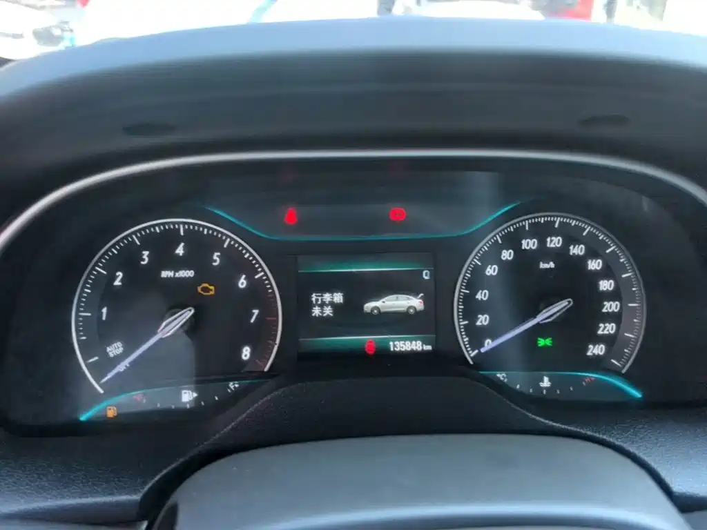 Buick Excelle 2018 — фото 12